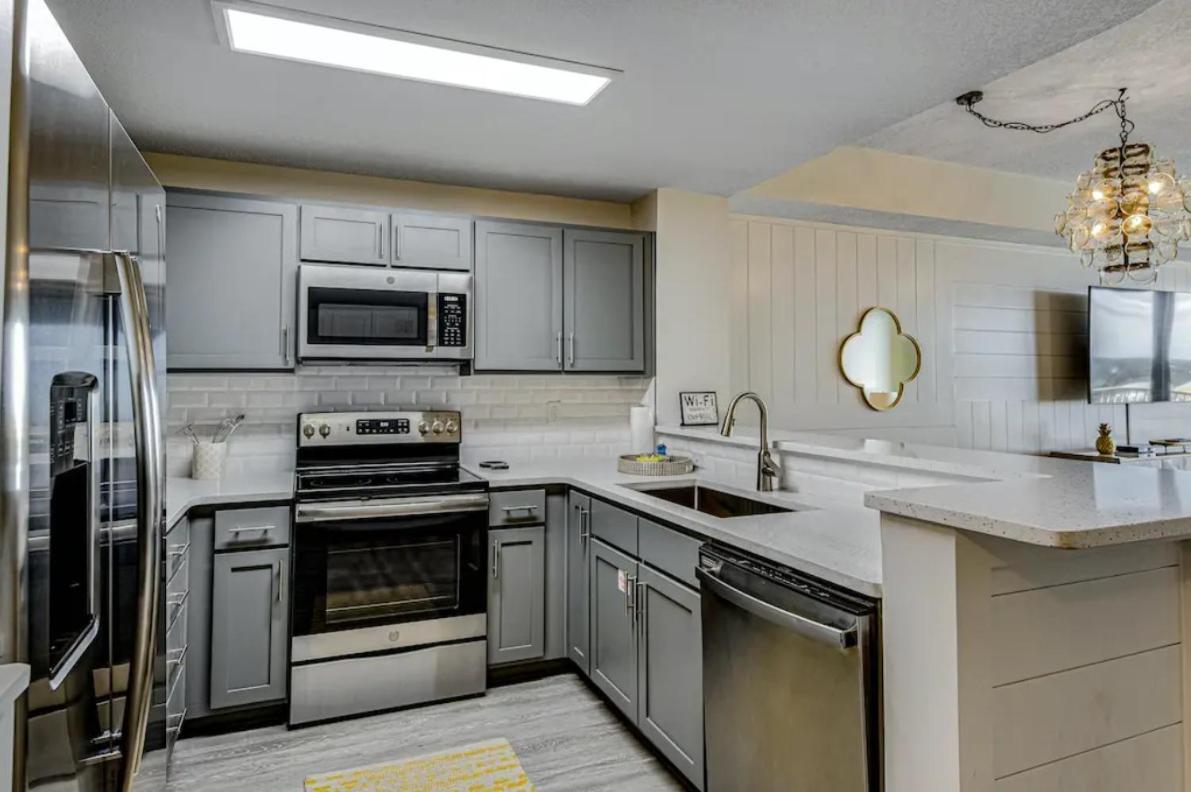 Calypso Tower 3 Unit 711 Holiday home