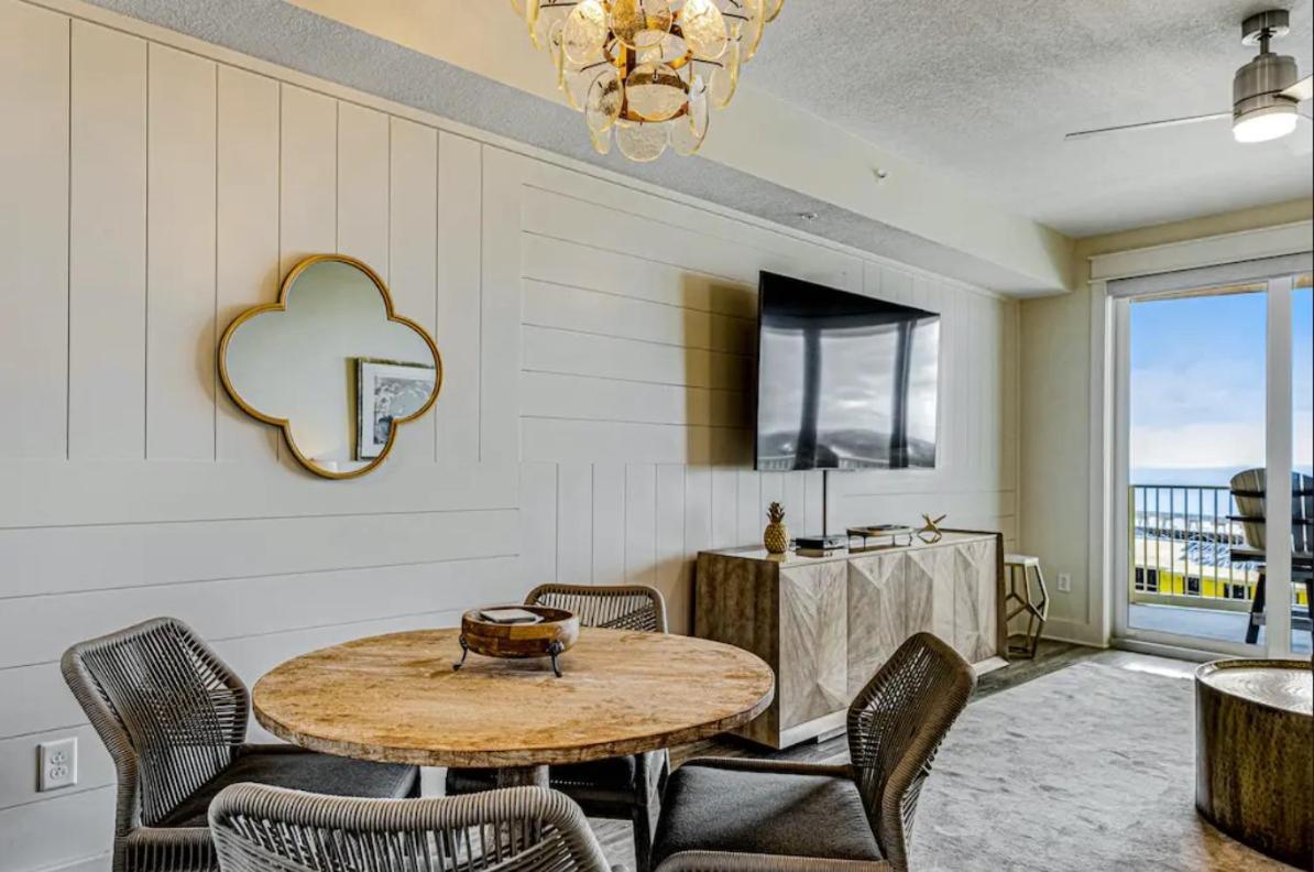 Calypso Tower 3 Unit 711 Holiday home
